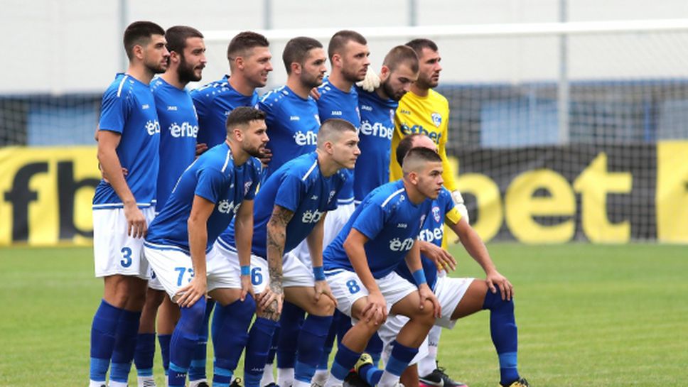 Тотален хаос в Спартак (Вн) – клубът остана без ръководство