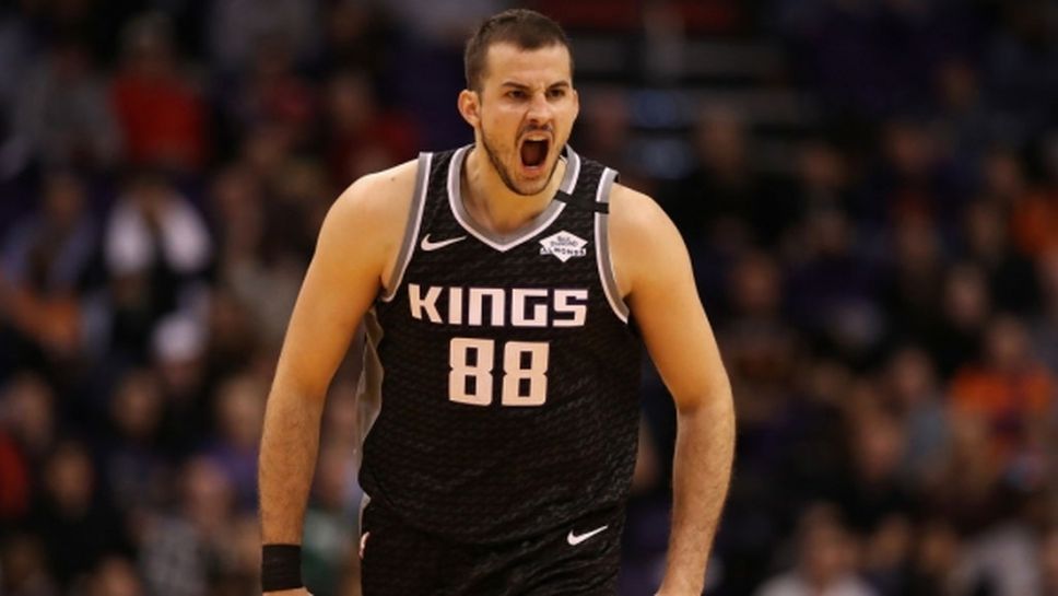 Кингс наваксаха 21 точки за победа в Аризона