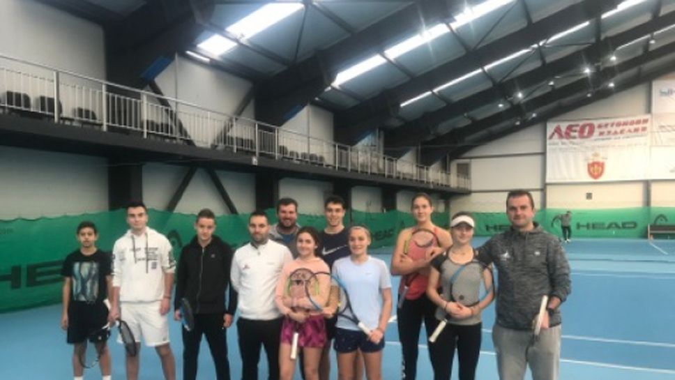 Тенисисти от цялата страна се подготвят в Бургас за държавните първенства в зала