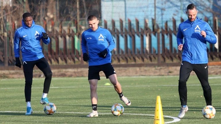 Левски направи последната си тренировка в Сандански