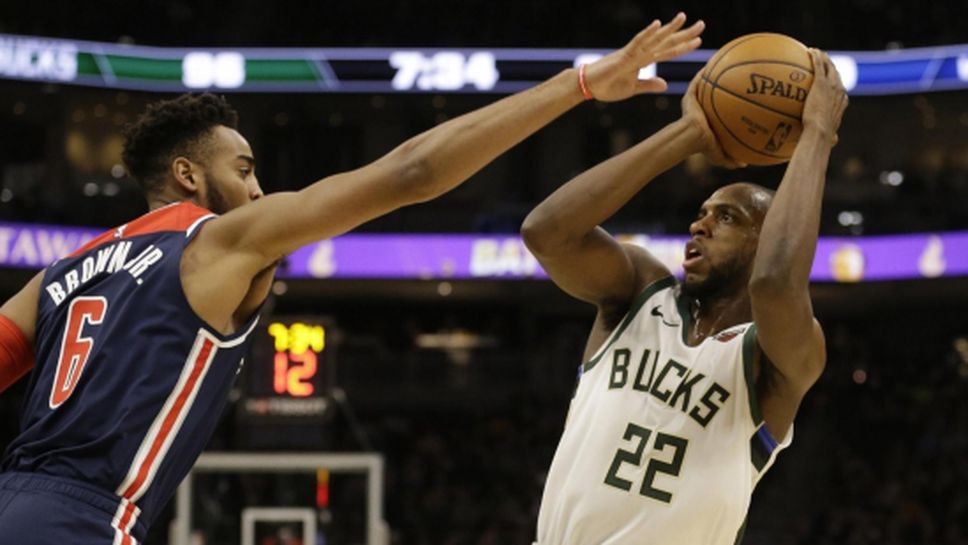 Мидълтън изригна с 51 точки и поведе Милуоки към поредна победа