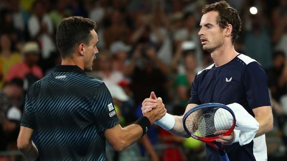 Анди Мъри се сбогува с Australian Open след здрава битка с Агут в първия кръг