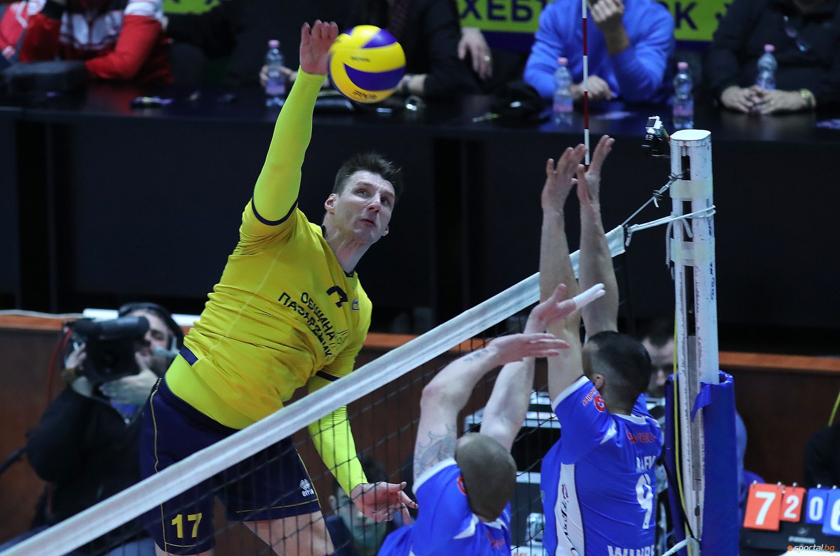 Полуфинал №2: Хебър - Левски 3:0