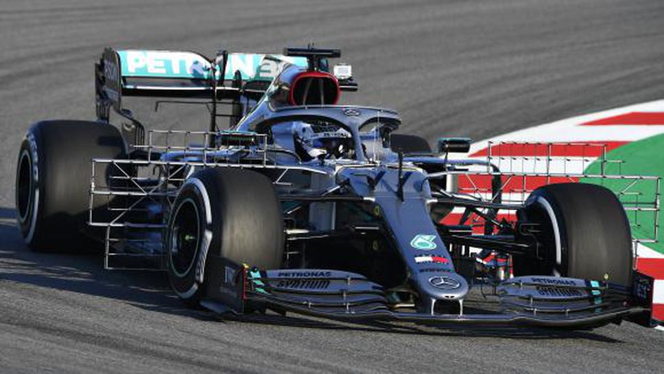 Ботас най-бърз до обедната почивка на първия тестов ден във Формула 1