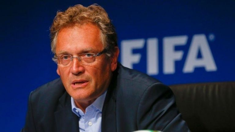 Повдигнаха обвинение на бившия генерален секретар на ФИФА, взел подкуп от собственика на ПСЖ