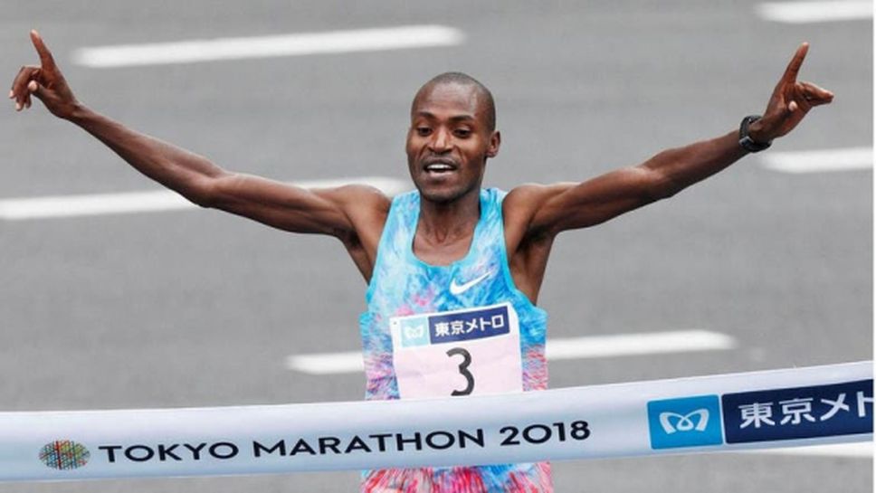 Чумба гони трета победа на маратона на Токио