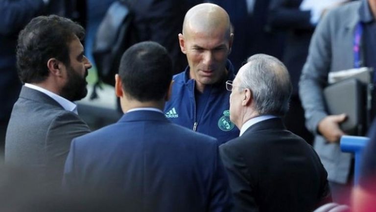 Перес посети лагера на Реал Мадрид преди мача с Манчестър Сити