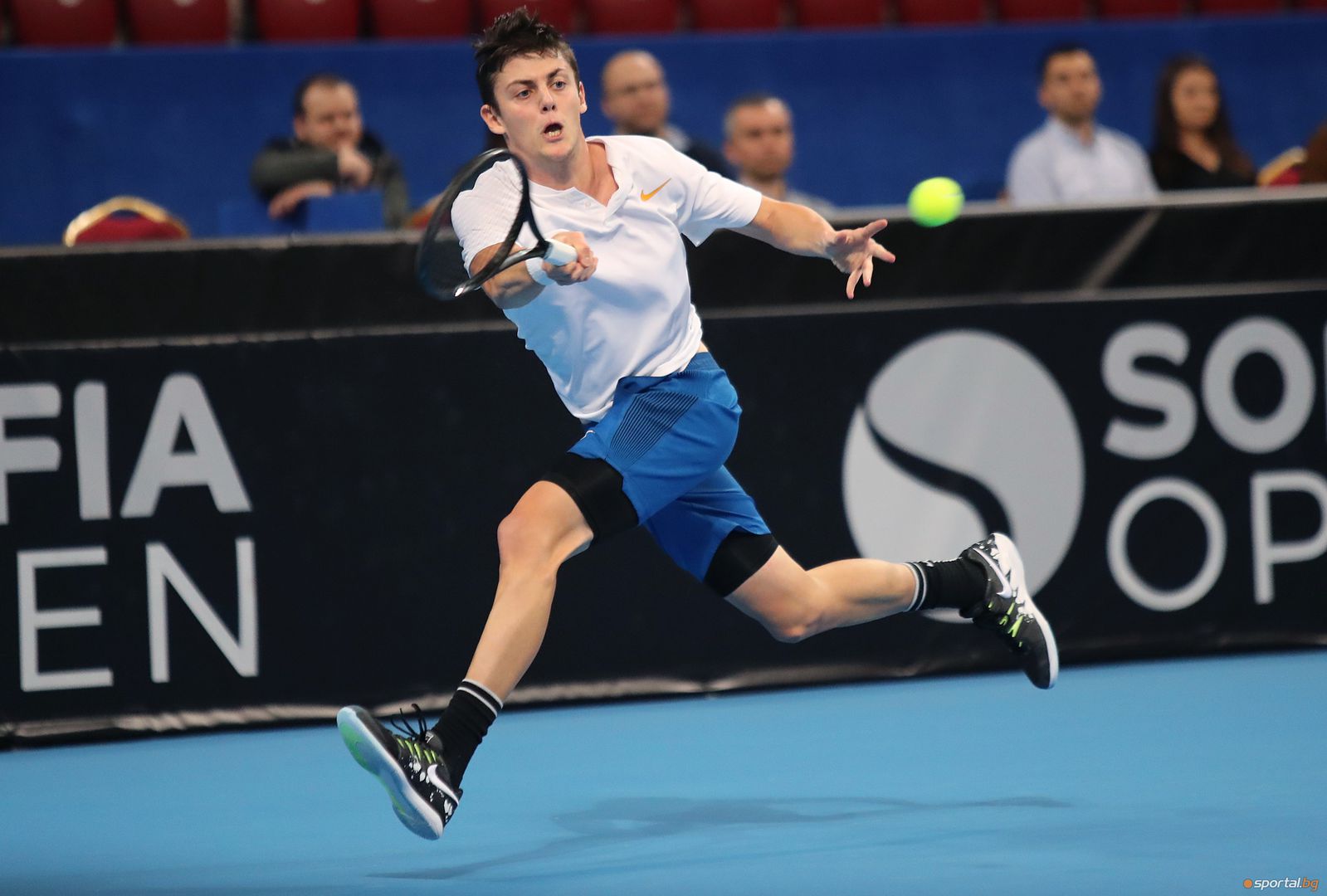 Първа победа на Александър Лазаров в ATP 250 Sofia Open