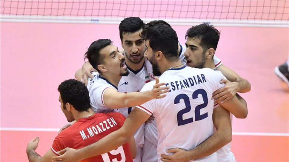 Иран обърна Канада и записа първи успех в Световната купа (видео + снимки)