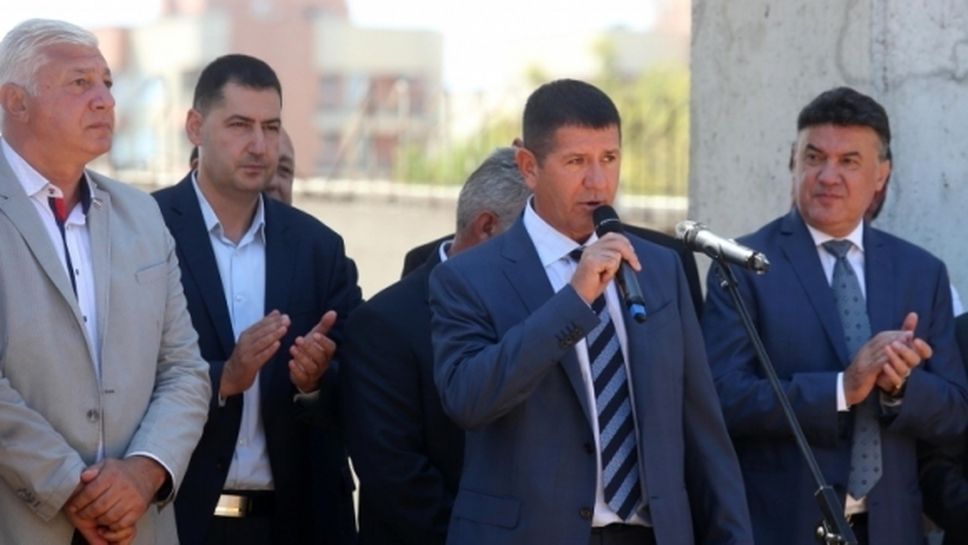Собственикът на Ботев (Пловдив) поиска оставките на Петрович и Зафиров