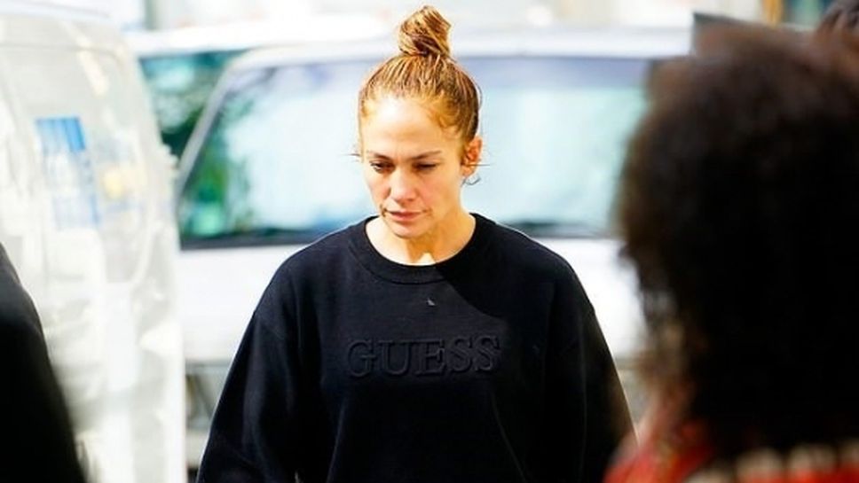 Джей Ло без грим в Ню Йорк (снимки)