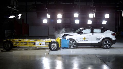  Volvo C40 Recharge с оптимален резултат в тестванията за сигурност 