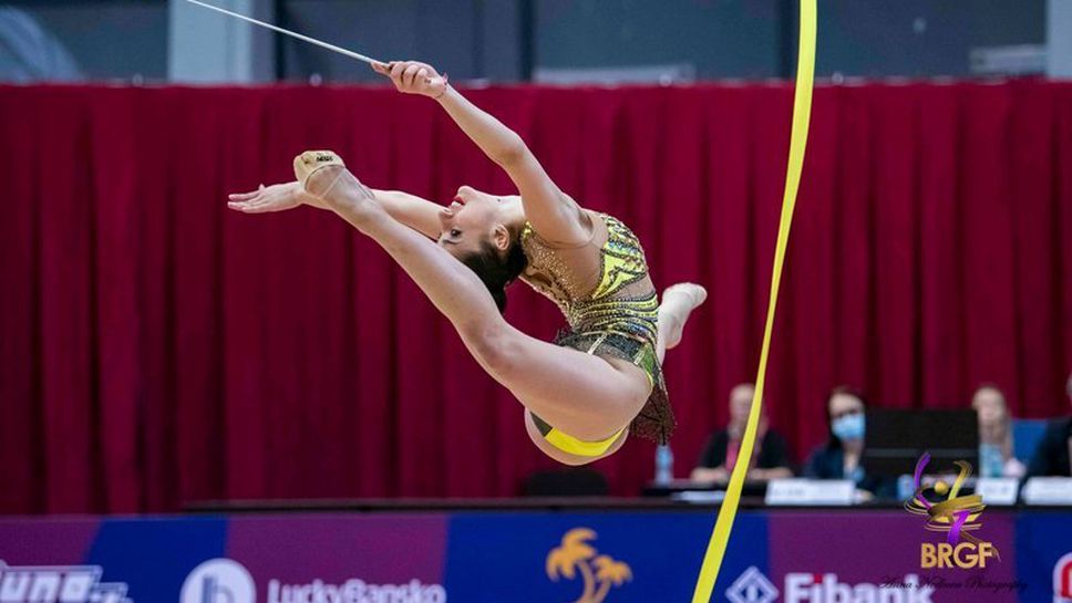 Стилияна Николова, Ева Брезалиева и ансамбъл жени ще участват в Световната купа в Пезаро