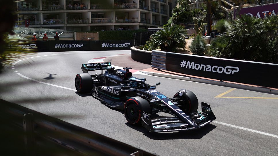 От Мерцедес обещаха още много подобрения за W14