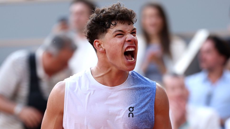 Американският тенисист Бен Шелтън шести в световната ранглиста няма да