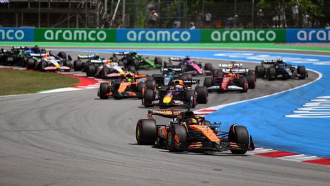  Формула 1 си вкара два автогола с календара си за 2026 година 