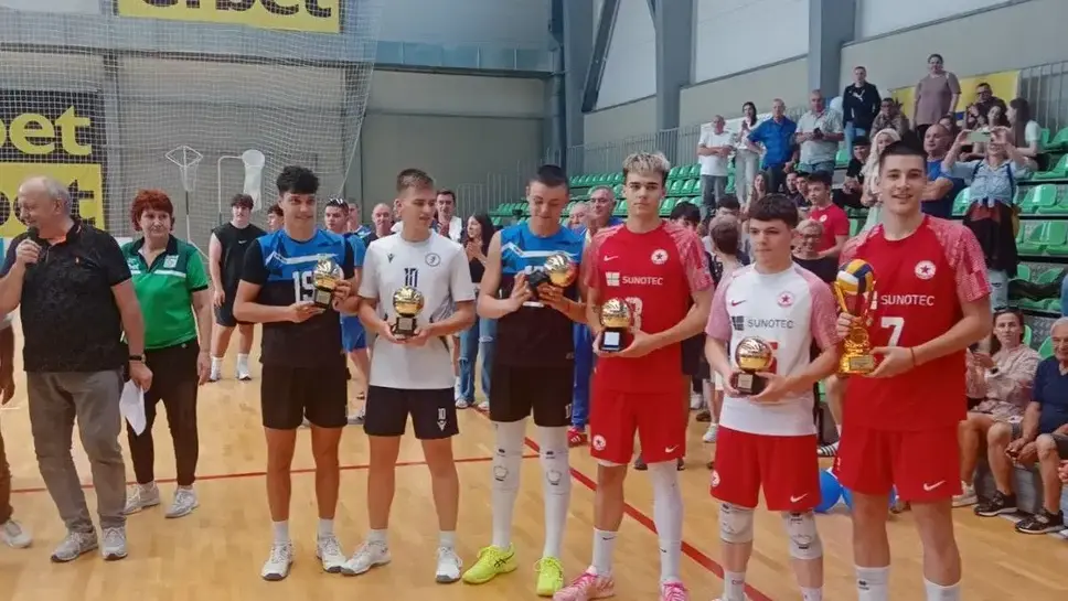 Индивидуални награди за момчета U18