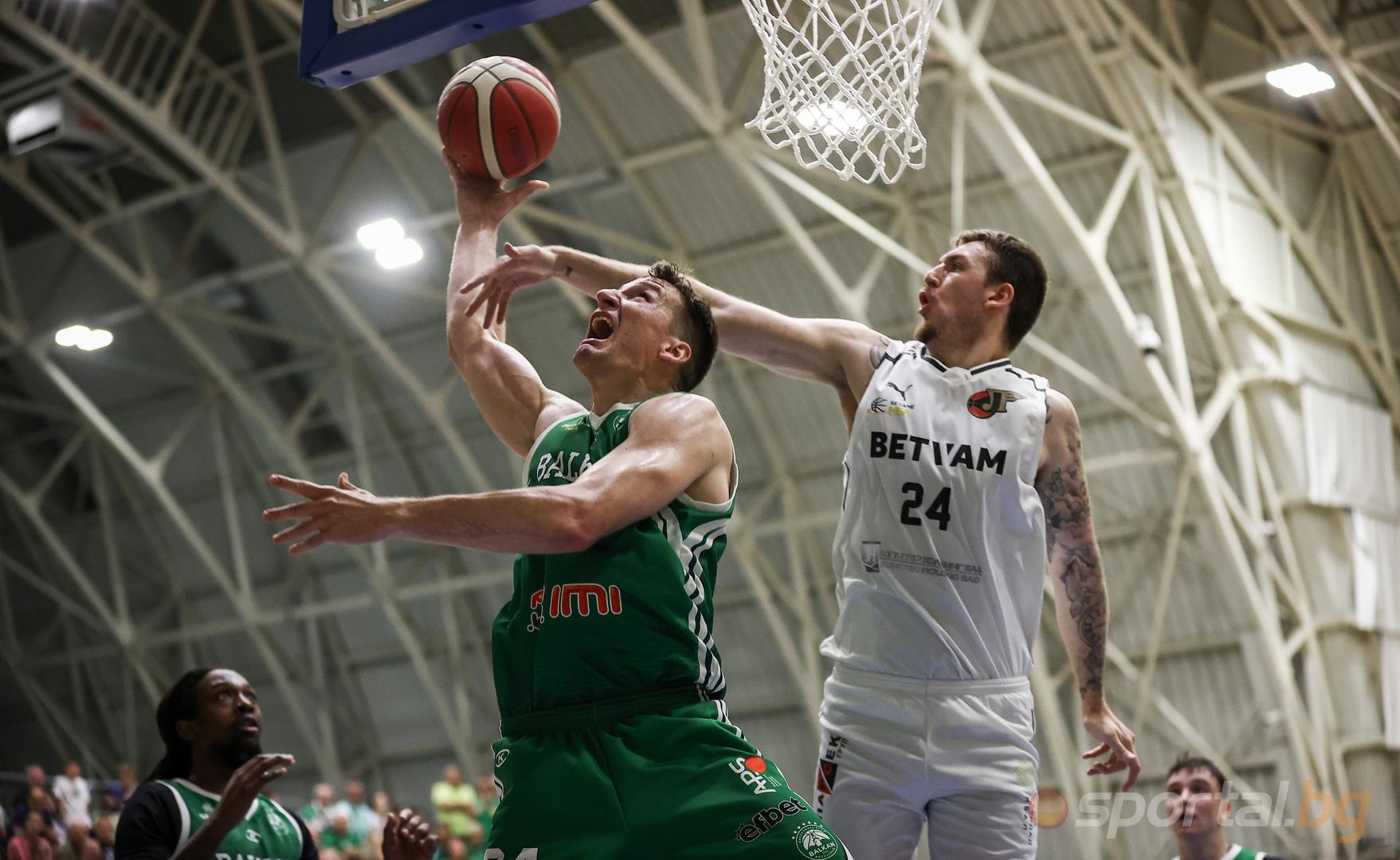 Локомотив Пловдив 84:78 Балкан