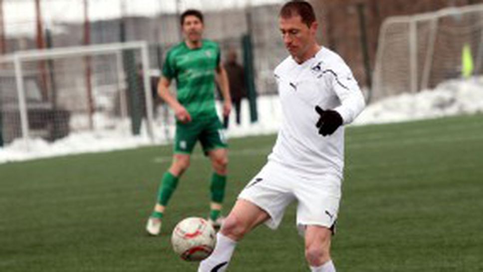 Руснаци харесаха 33-годишен от Славия