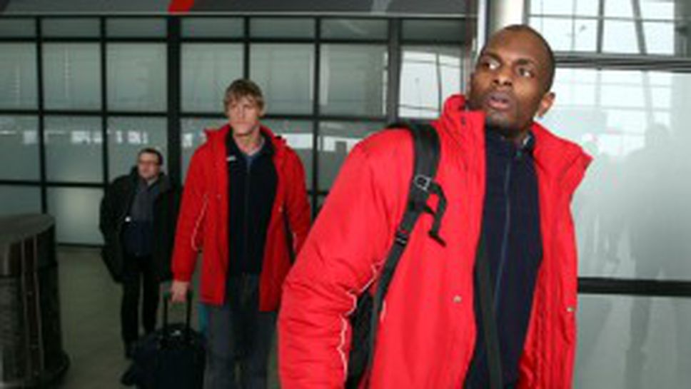 "Червените" ближат рани два дни