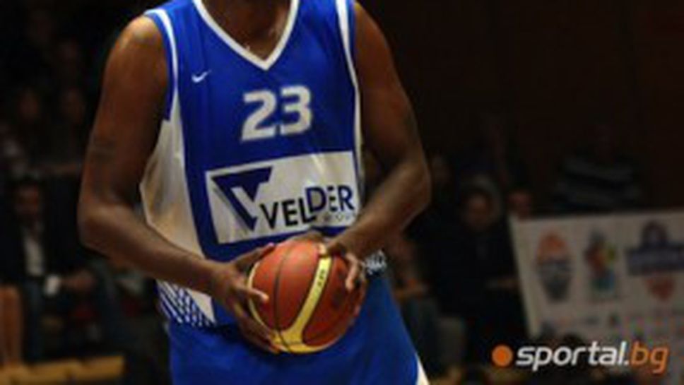 Пи Ел извън игра заради контузия