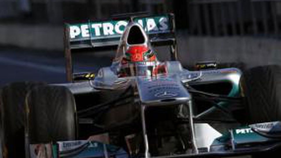 Шумахер обяснява новите правила, Фетел подстригва овца (видео)