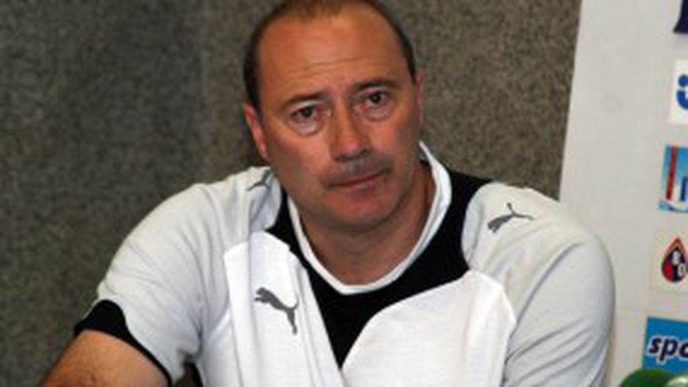 Славия точи ножа на Локо (Пд)