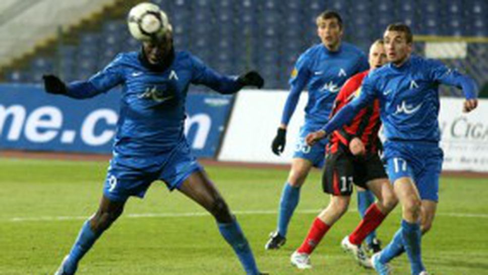 Дембеле е ялов, но в Италия още го искат