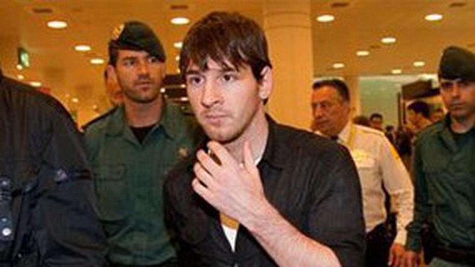 Меси с 12 бодигарди от летището към докторите