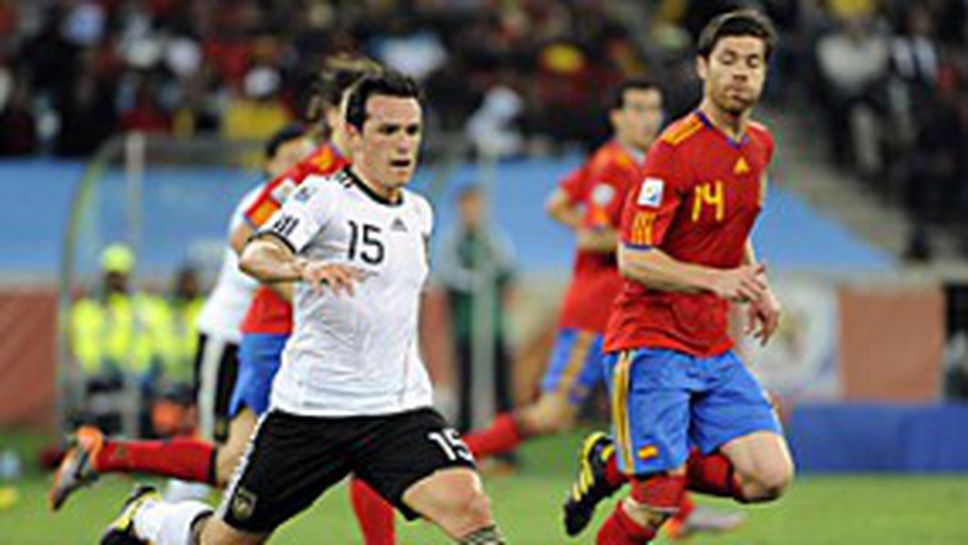 Троховски отива в Севиля без пари