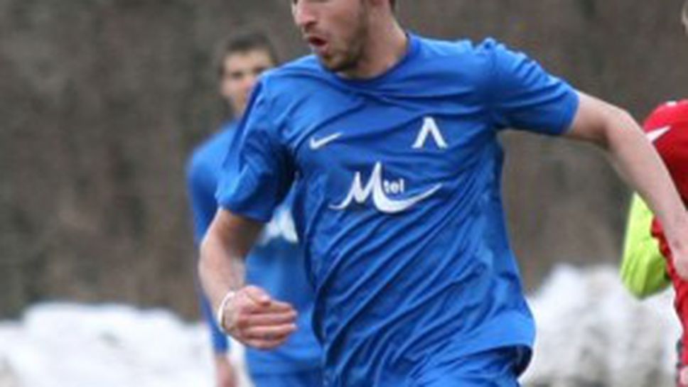 Даниел Димов свали ботуша, започва леки тренировки