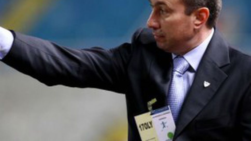 Анортозис продължи договора на Мъри и му заръча титли