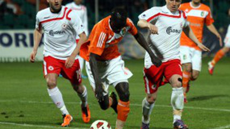 ЦСКА спря Литекс в Ловеч - Маркиньос с уникален пропуск