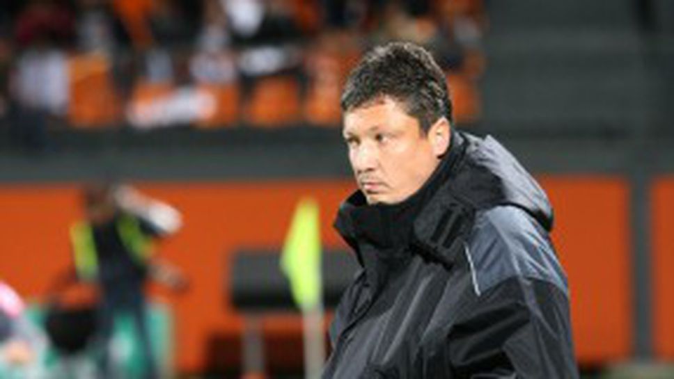 Любо Пенев: На "Армията" съм като у дома си