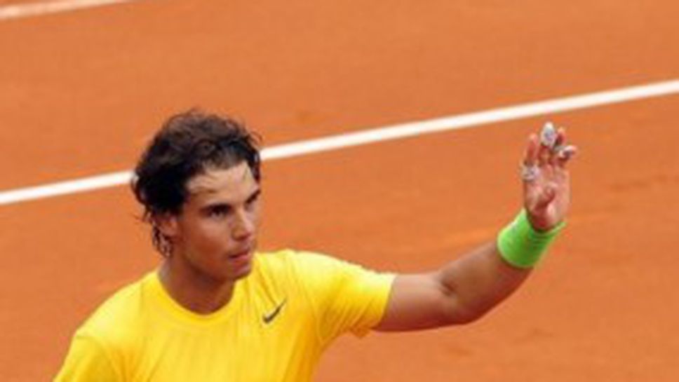 Рафа продължава да мачка, Монфис го чака на 1/4-финалите