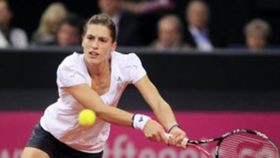 Петкович ще работи с бившия треньор на Граф и Иванович