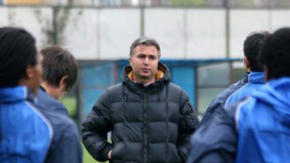 Ясен: Напоследък все трябва да заменяме основни фигури