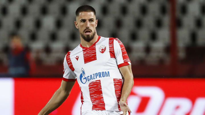 Че Лудогорец спешно търси централен защитник и халф вече бе