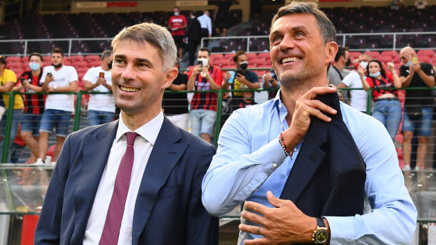 Милан обяви новите договори на Малдини и Масара