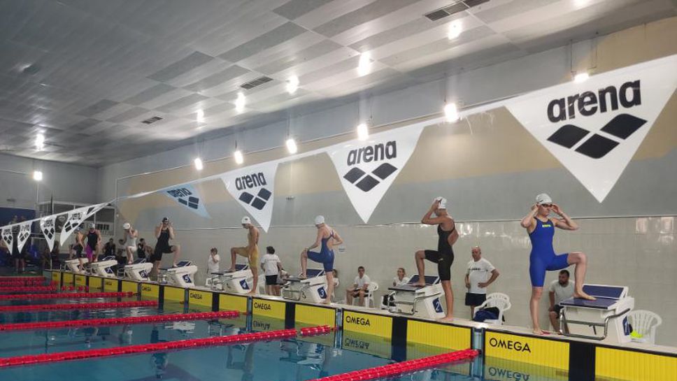 Смесената щафета на "Черно море" постави национален рекорд