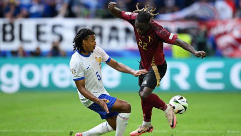Бранител стана играч на мача след успеха на Франция над Белгия