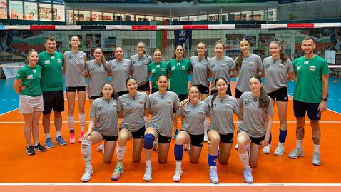 Националките под 16 години вече са в Албания за старта на Европейското