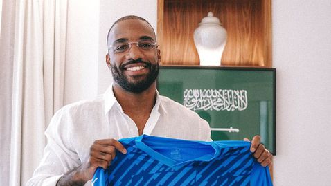 Лаказет подписа с отбор от Саудитска Арабия