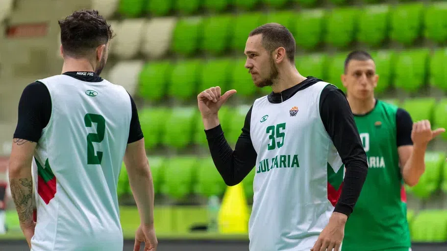 Една промяна при националите за началото на лагера в Панагюрище