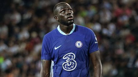  Вижте по какъв начин Кулибали се обажда на Тери, с цел да получи благословията му за №26 