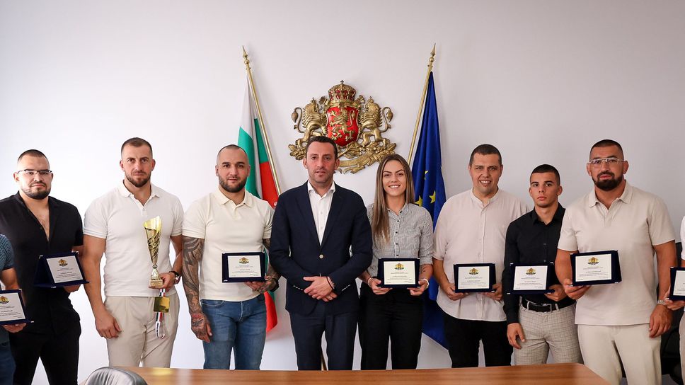 Българската федерация по сумо награди най добрите спортисти за 2025