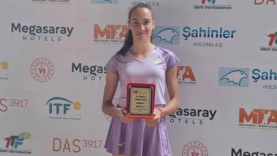 Денислава Глушкова преодоля първия кръг в Анталия