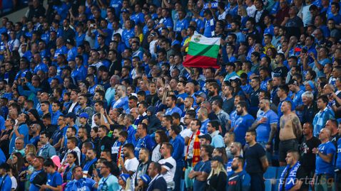  Левски прикани почитателите си за съпричастност към бедстващите в Карловско 