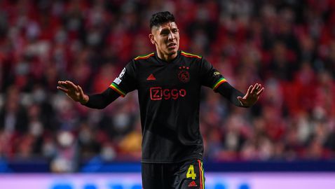 Пореден футболист отказа да тренира с Аякс, този път заради Челси