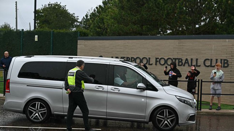 Исак премина прегледите в Ливърпул, по-късно ще пътува и за Швеция